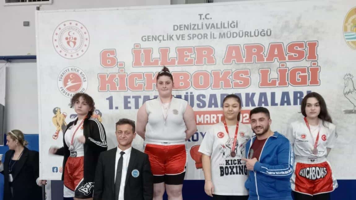 Türkiye Ligi Kızlar Kickboks Şampiyonumuz